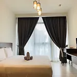 Expressionz Suite Klcc By De Space